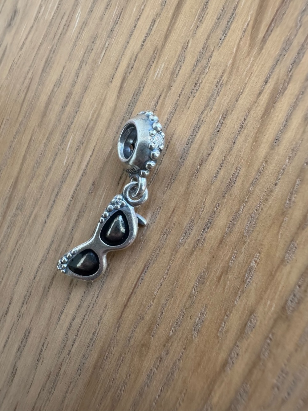 Pandora Charm - sunglasses